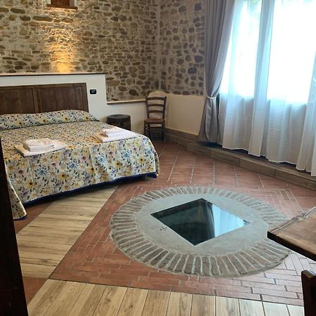 Ca'Silvia Bed & Breakfast San Savino  Ngoại thất bức ảnh