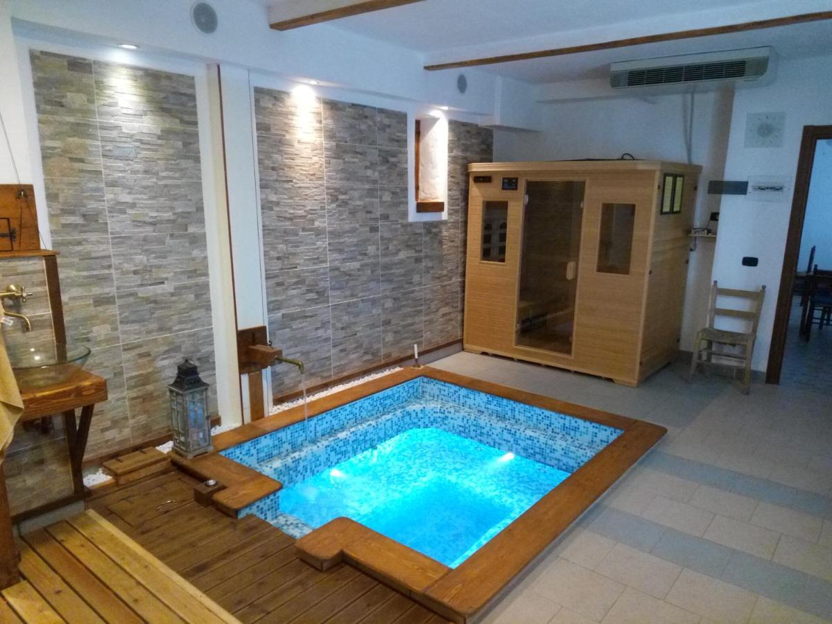 Ca'Silvia Bed & Breakfast San Savino  Ngoại thất bức ảnh