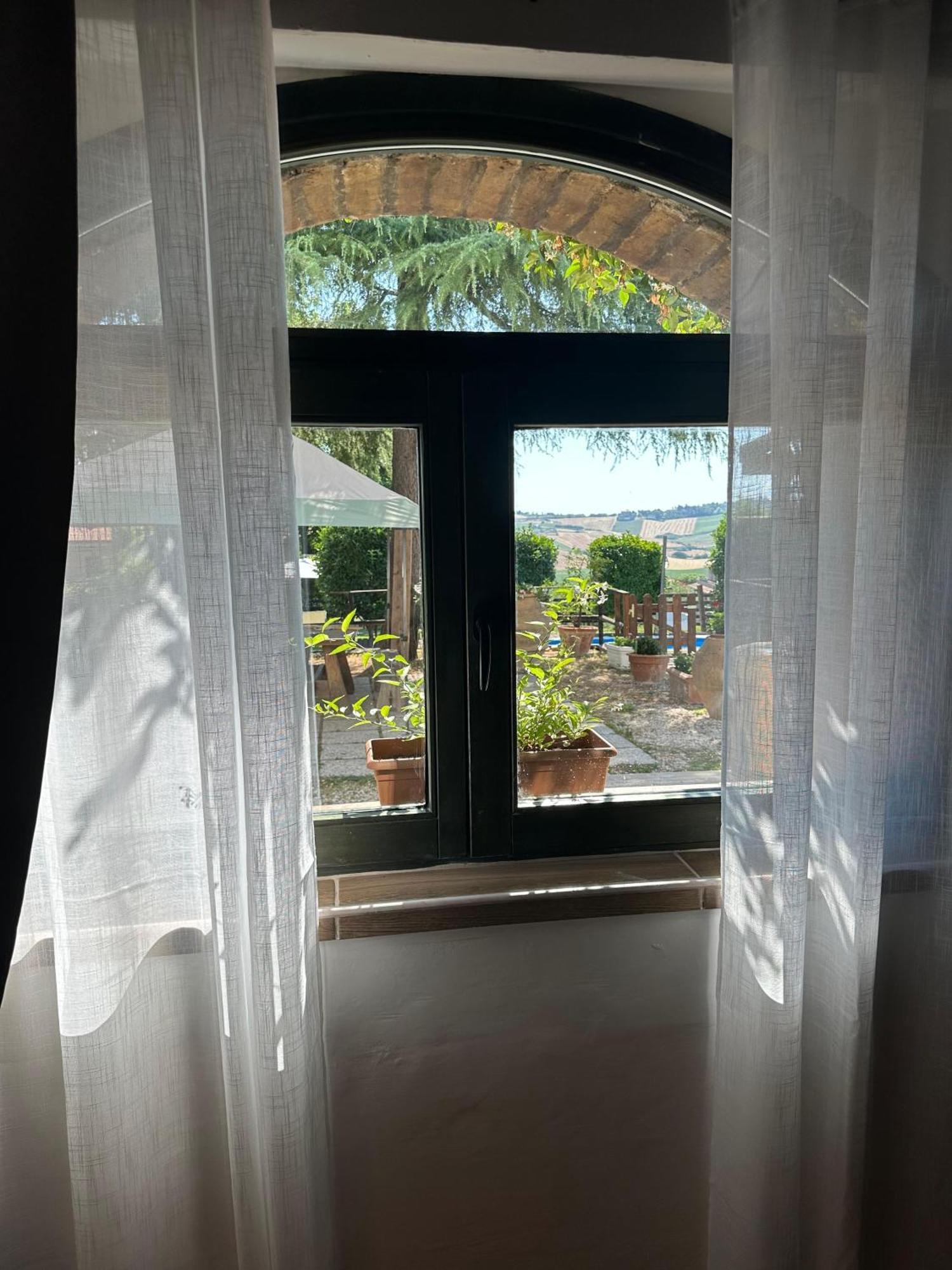 Ca'Silvia Bed & Breakfast San Savino  Ngoại thất bức ảnh